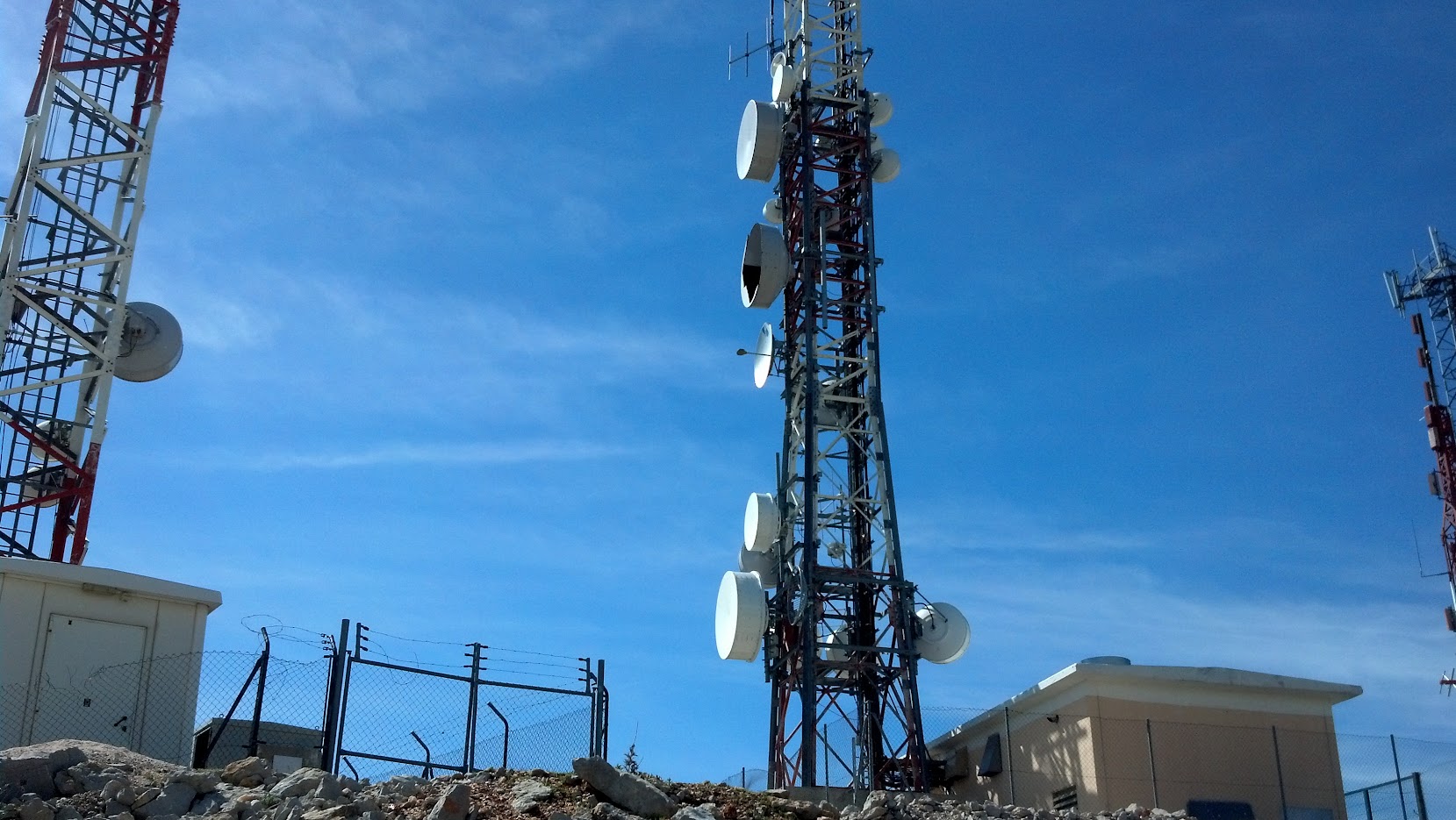 Antenas en Sierra Hidalga